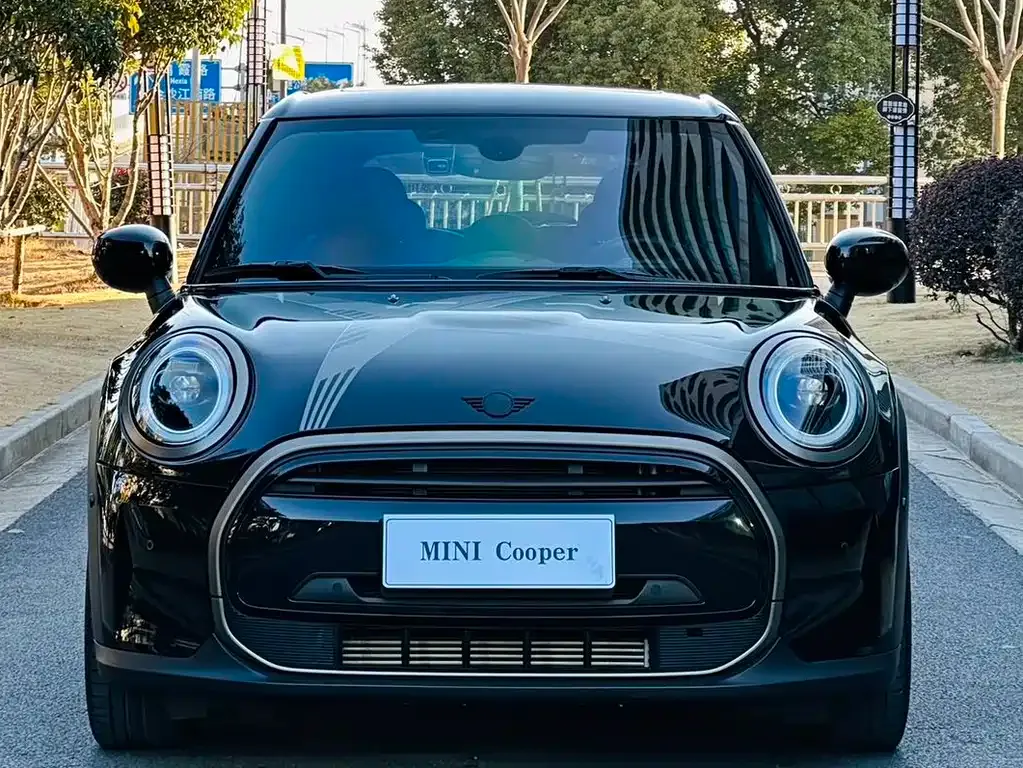 MINI Cooper (3-door) 2023 из CN, фото 7