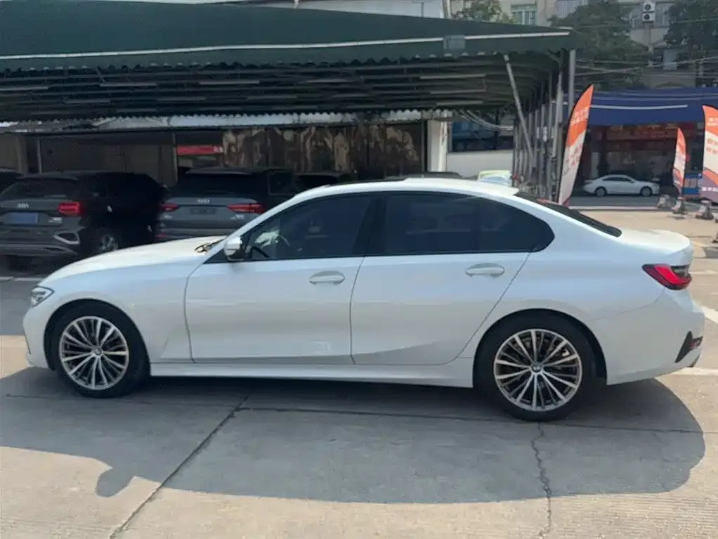 BMW 3 Series 2022 из CN, фото 5