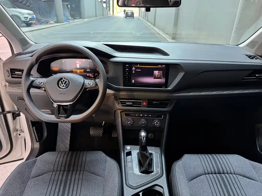 Volkswagen Tharu 2022 из CN, фото 9