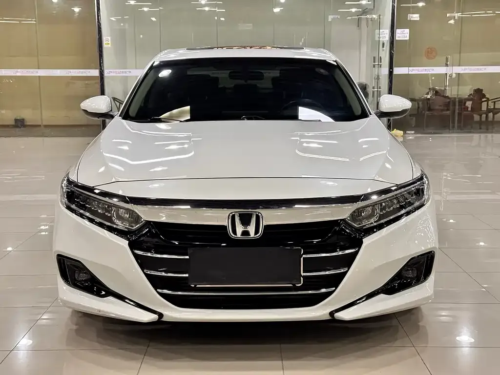 Honda Accord 2022 из CN, фото 2