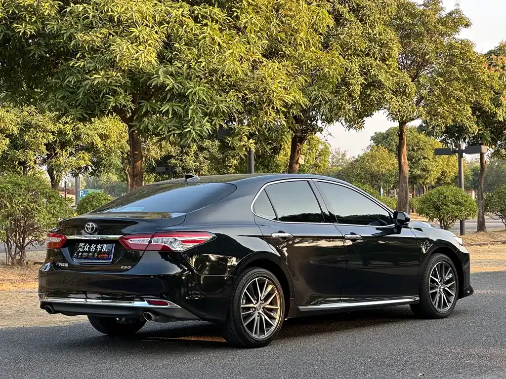 Toyota Camry 2023 из CN, фото 6