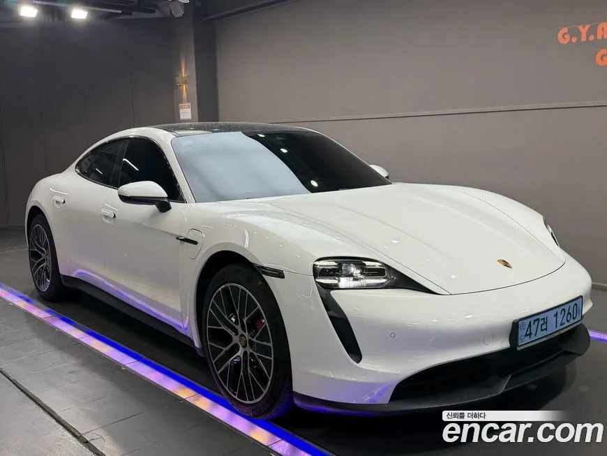 Porsche Taycan 2021 из KR, фото 1