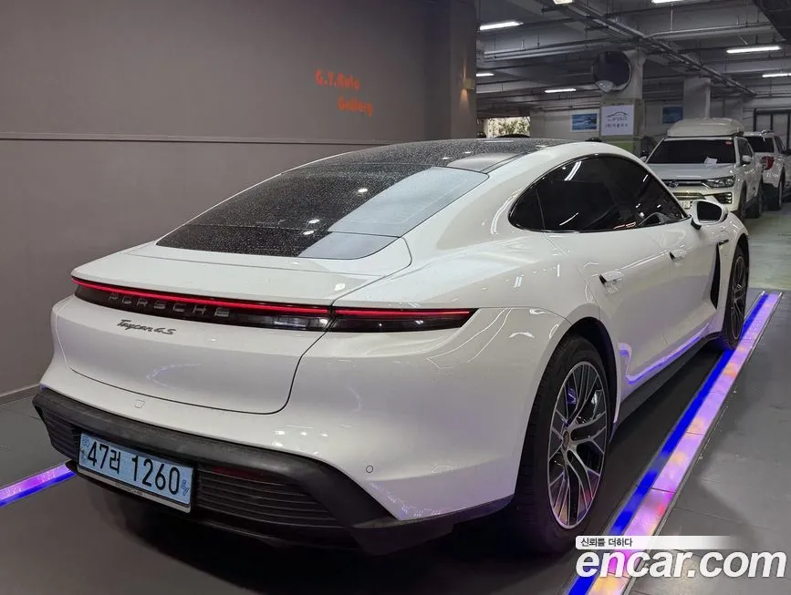 Porsche Taycan 2021 из KR, фото 4