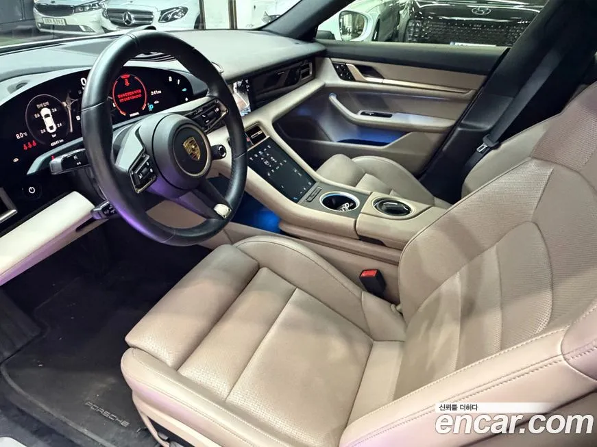 Porsche Taycan 2021 из KR, фото 10