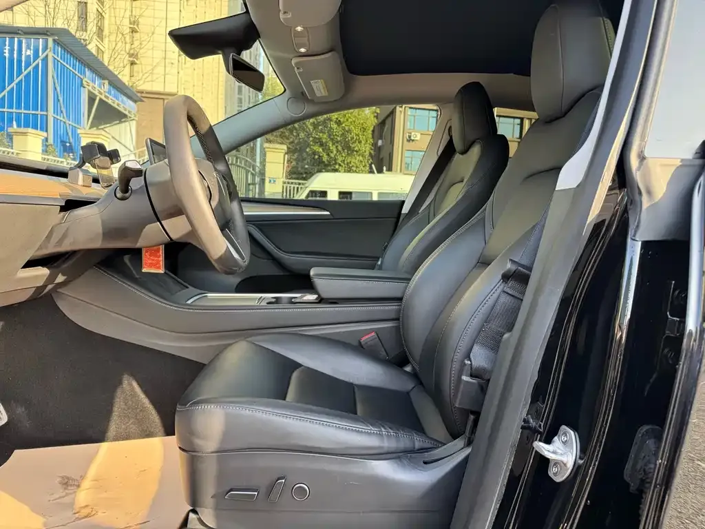 Tesla Model Y 2022 из CN, фото 7