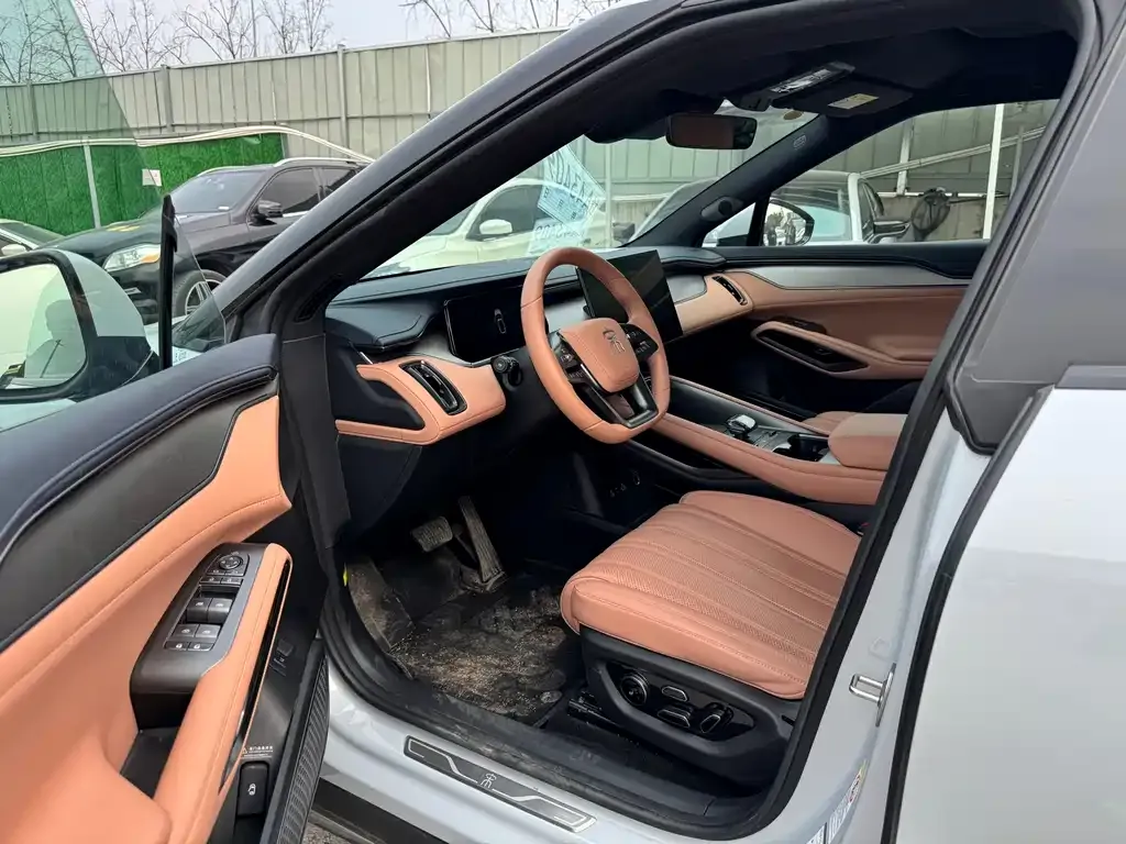 BYD L EV 2025 из CN, фото 6