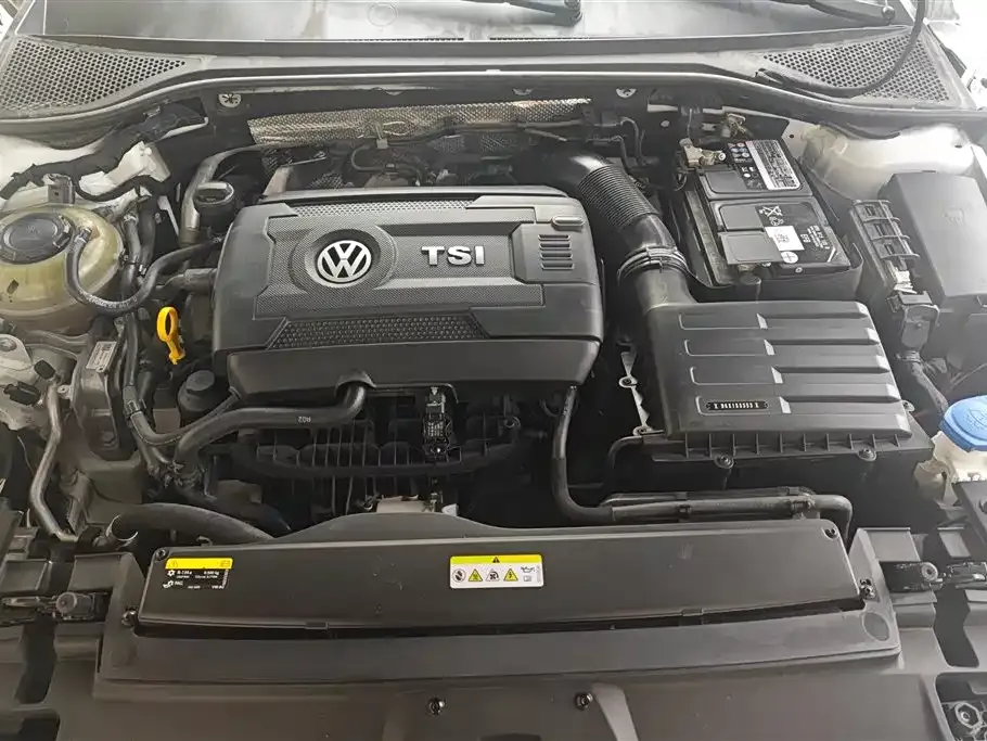 Volkswagen CC 2023 из CN, фото 7
