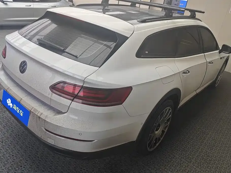Volkswagen CC 2023 из CN, фото 8