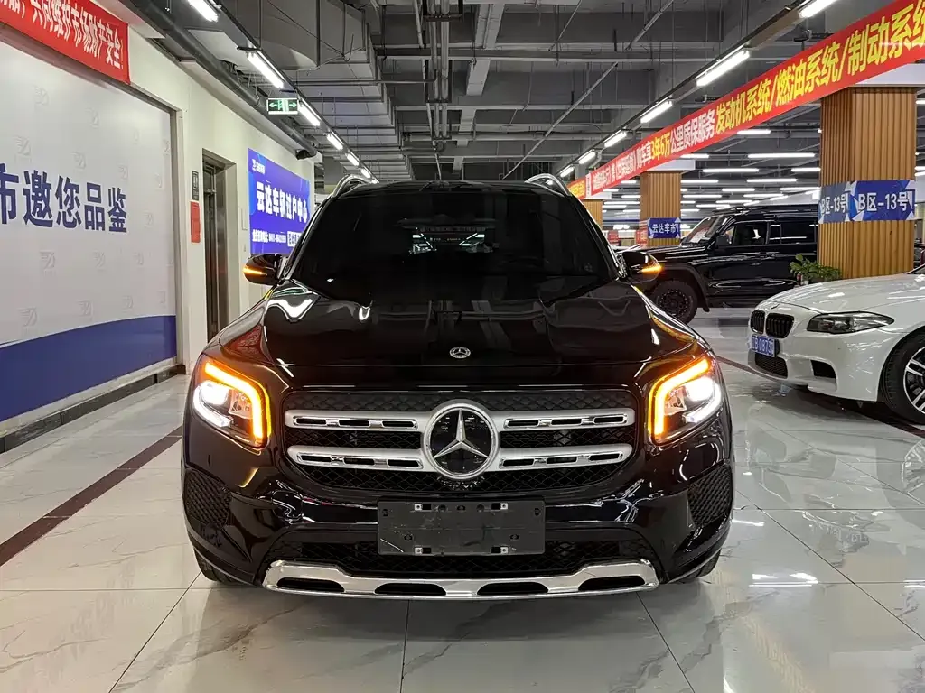 Mercedes-Benz GLB 2023 из CN, фото 1