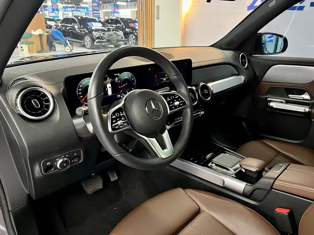 Mercedes-Benz GLB 2023 из CN, фото 8