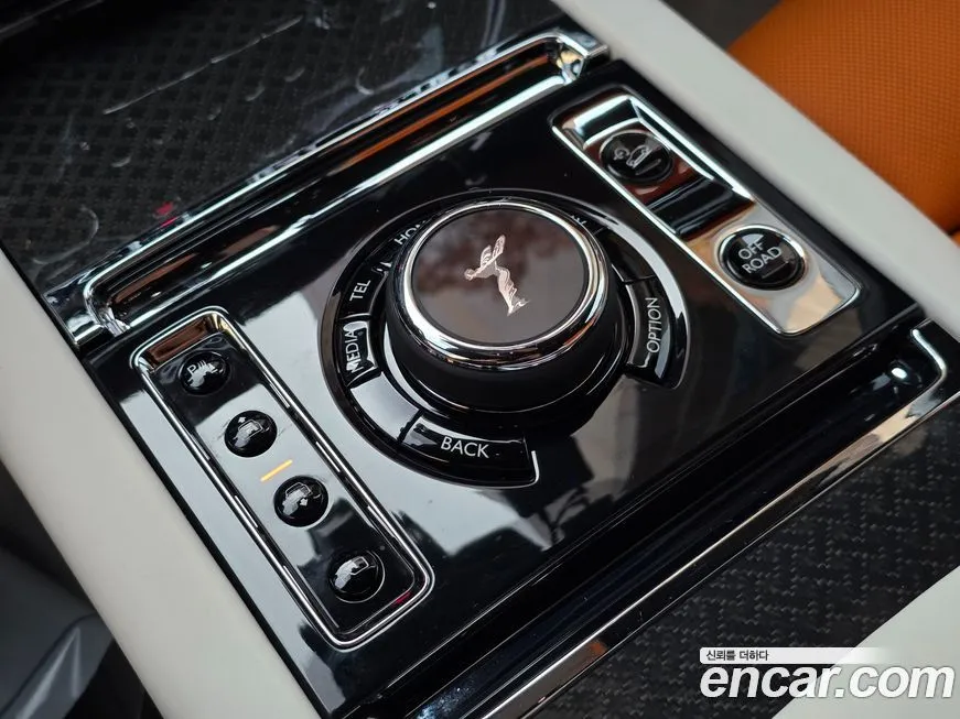 Rolls-Royce Cullinan 2025 из KR, фото 7
