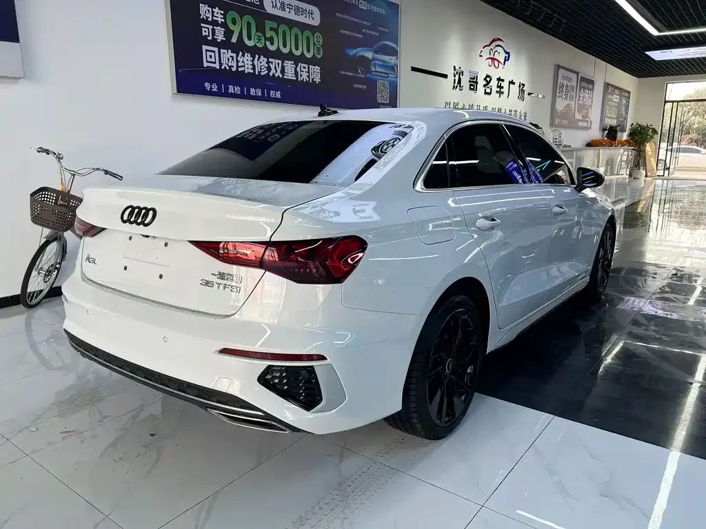Audi A3 2023 из CN, фото 4