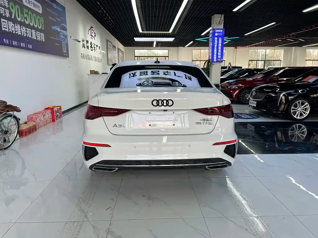 Audi A3 2023 из CN, фото 8