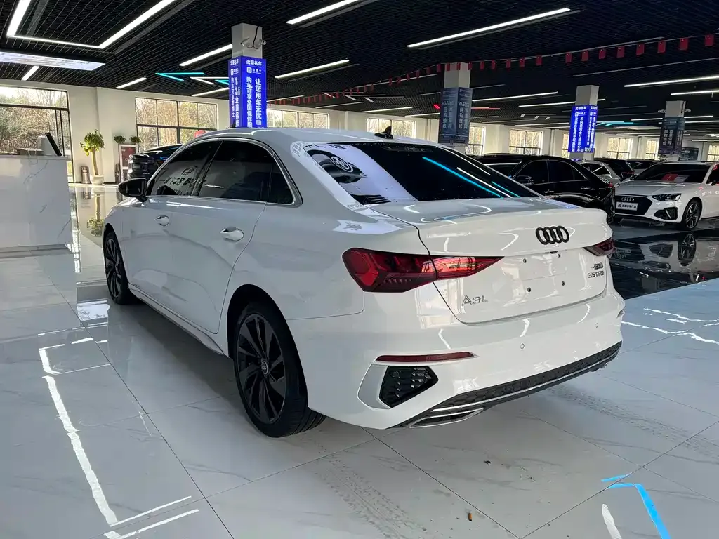 Audi A3 2023 из CN, фото 9