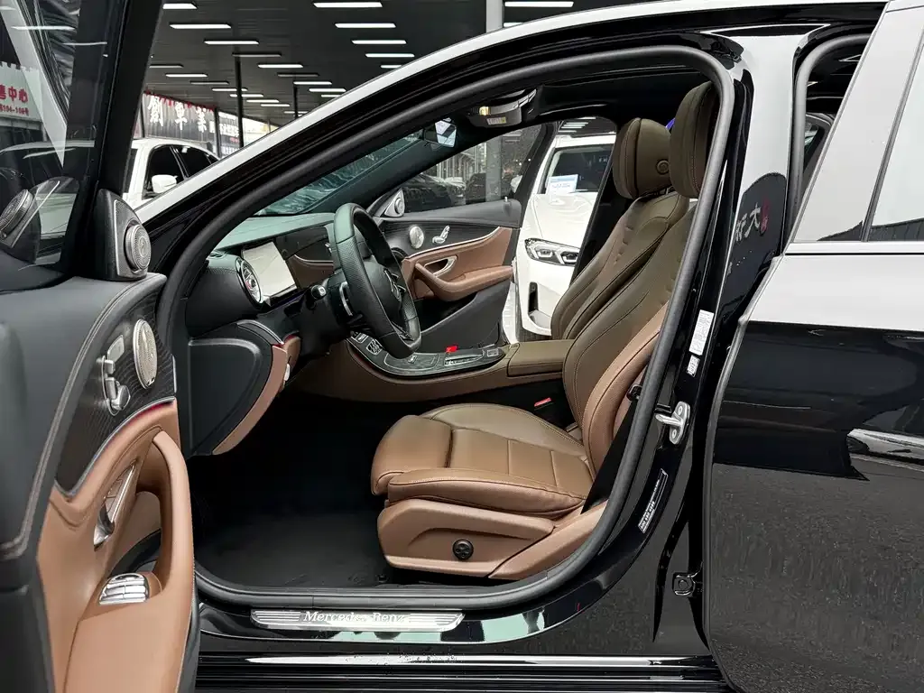 Mercedes-Benz E-Class 2022 из CN, фото 5