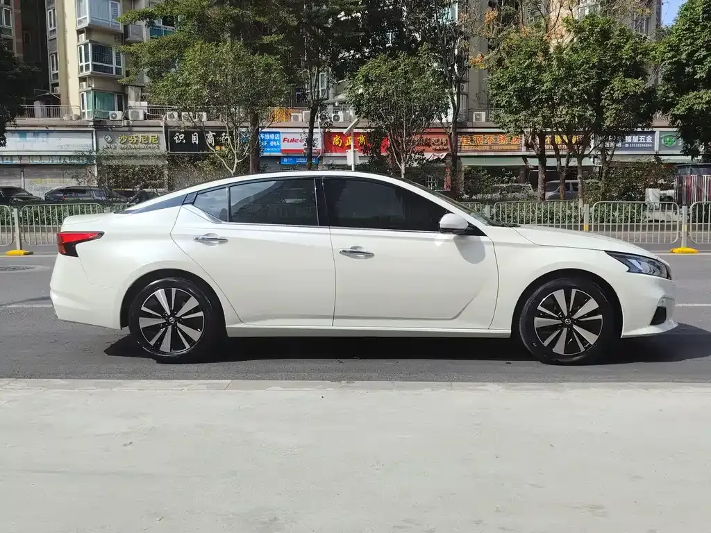 Nissan Teana 2022 из CN, фото 5