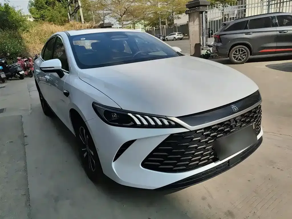 BYD Qin PLUS 2025 из CN, фото 8
