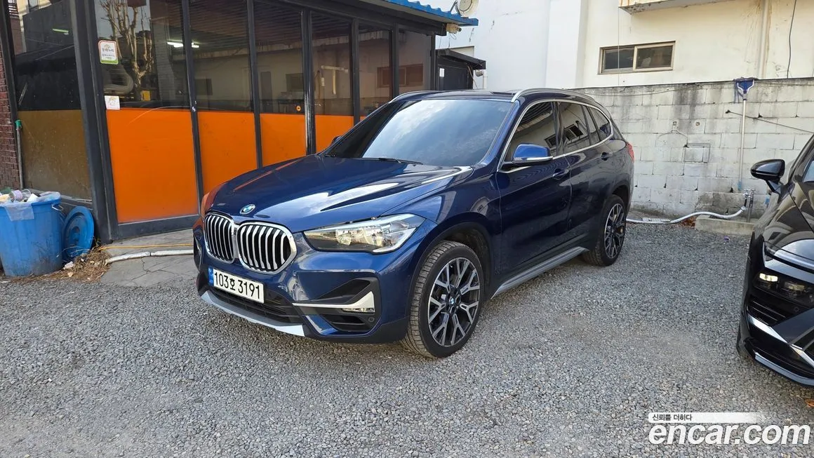BMW X1 — фото 1