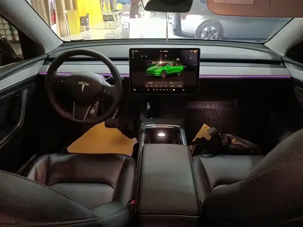 Tesla Model Y 2025 из CN, фото 5