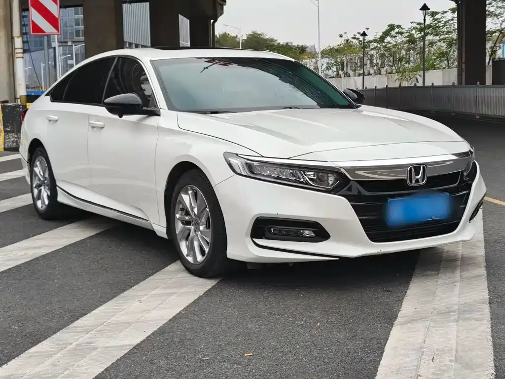 Honda Accord 2021 из CN, фото 4