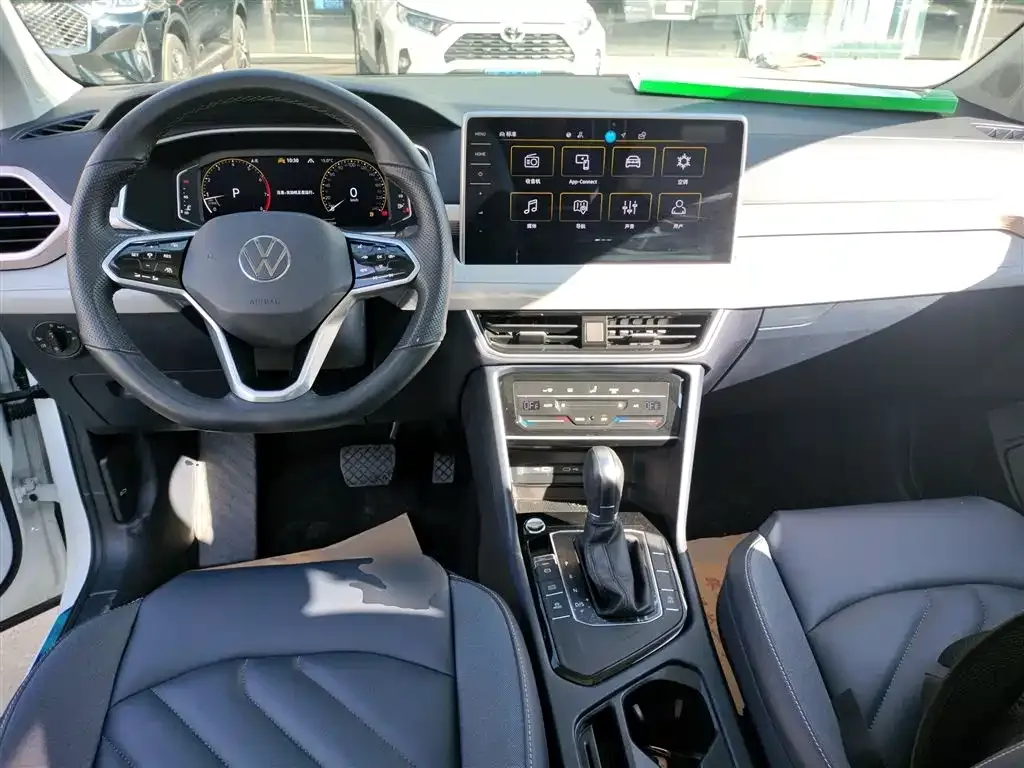 Volkswagen Tharu 2024 из CN, фото 8
