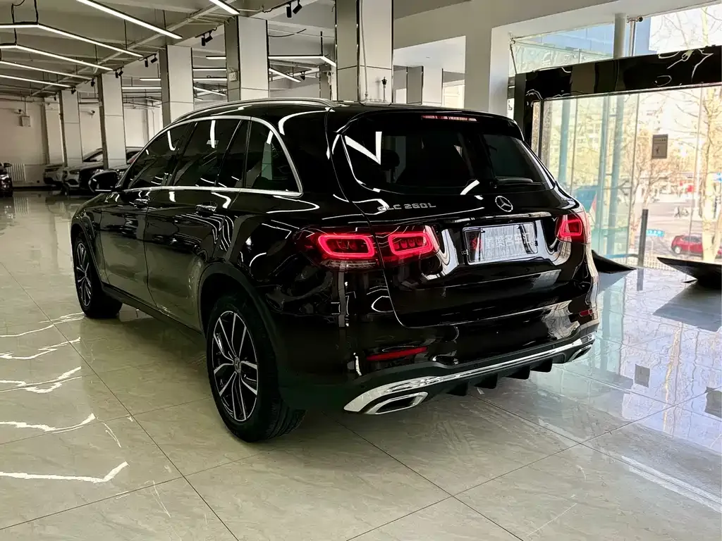 Mercedes-Benz GLC 2021 из CN, фото 8
