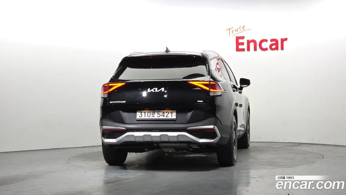 Kia Sportage — фото 8