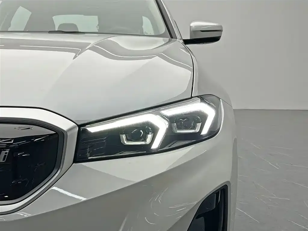 BMW i3 2024 из CN, фото 3