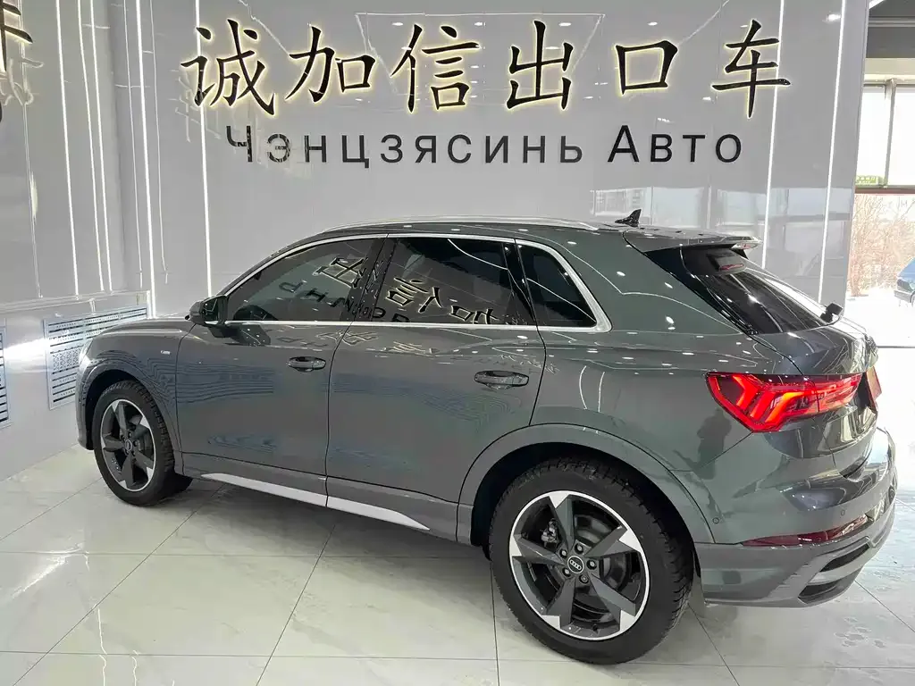Audi Q3 2023 из CN, фото 5