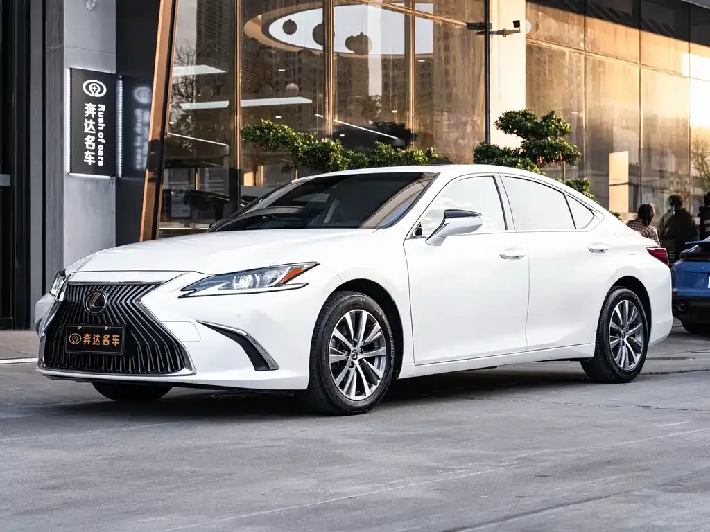 Lexus ES 2021 из CN, фото 1