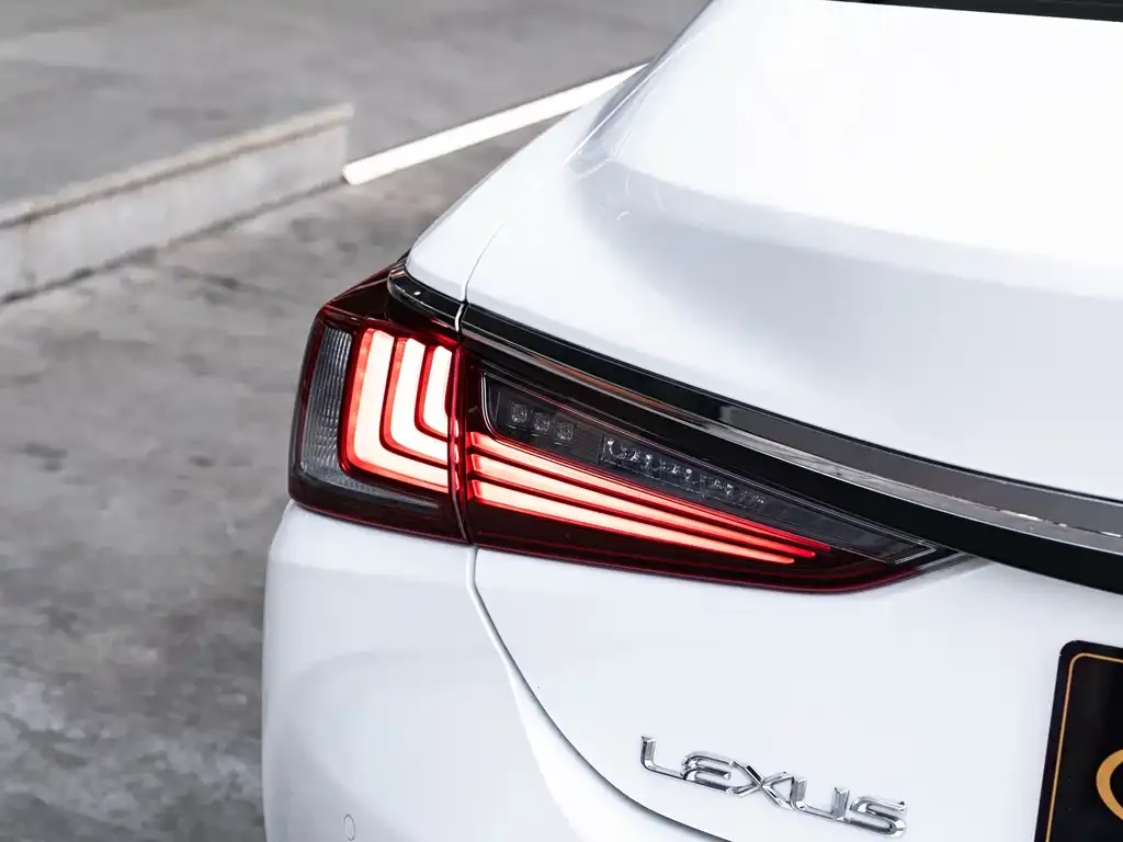 Lexus ES 2021 из CN, фото 4