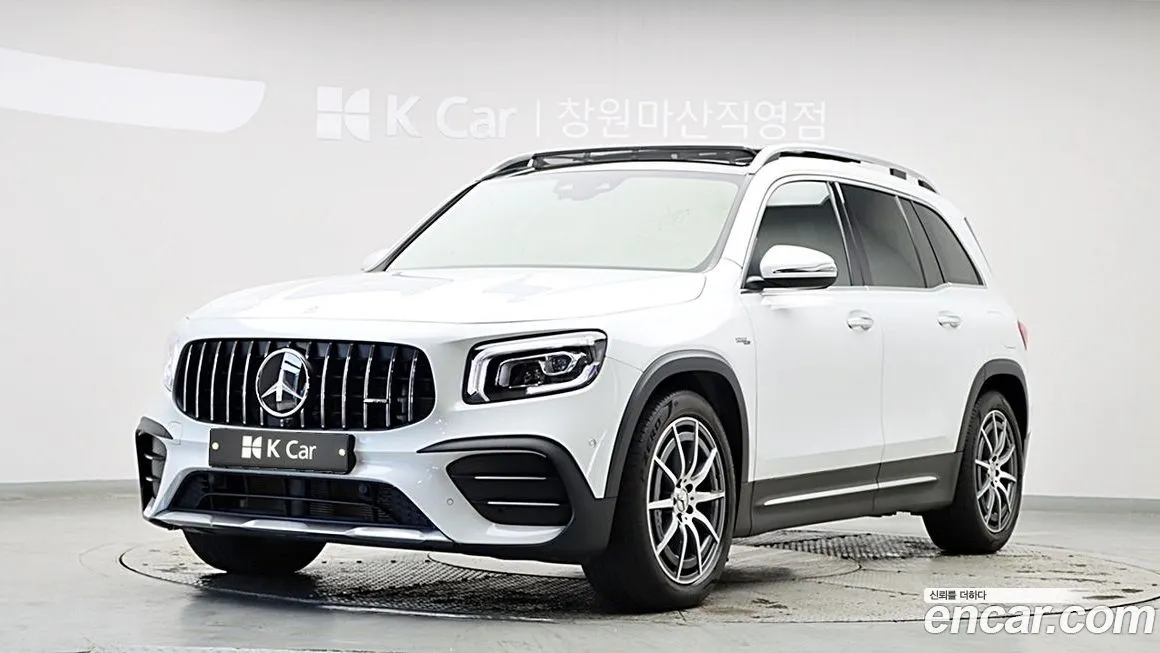 Mercedes-Benz GLB-Class — фото 1