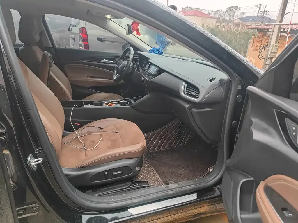 Buick Regal 2023 из CN, фото 3