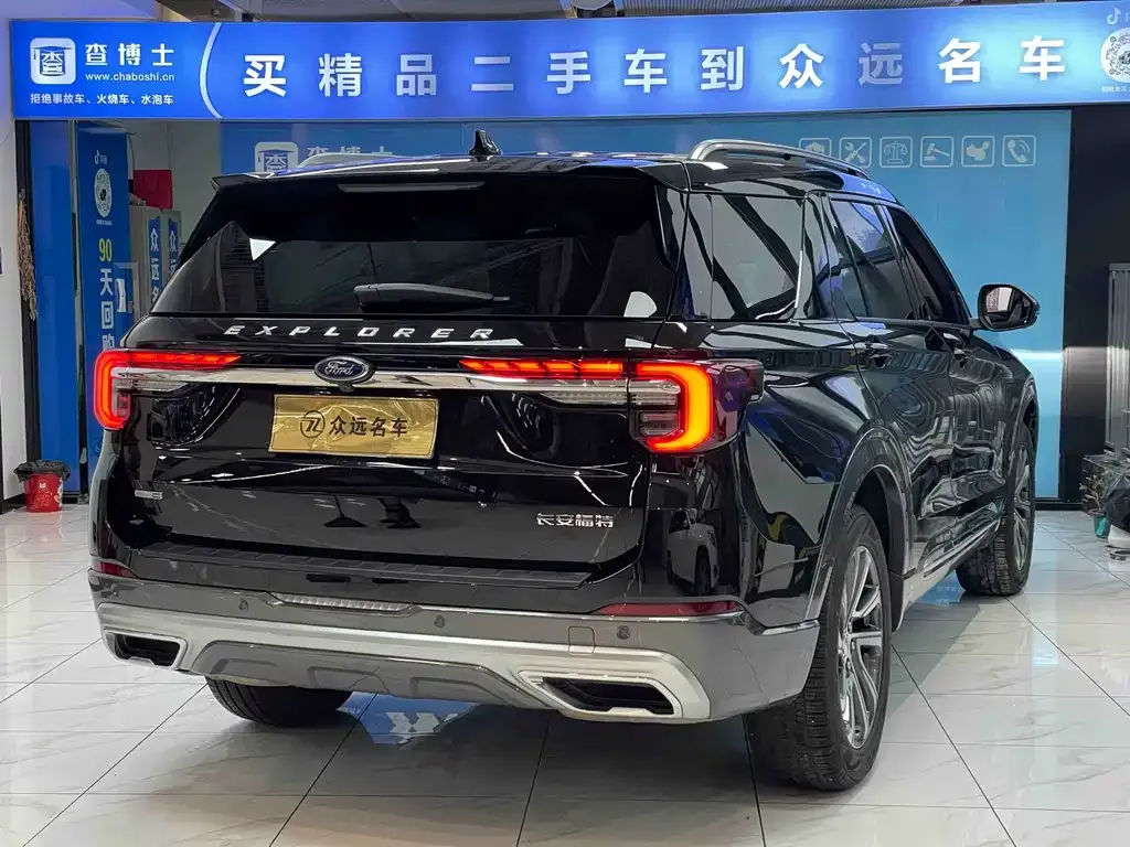 Ford Explorer 2022 из CN, фото 7