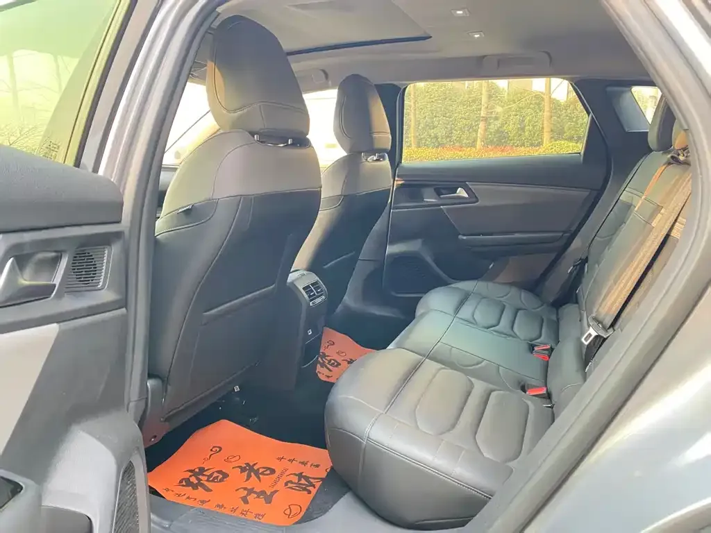 Citroen C5 X 2023 из CN, фото 2