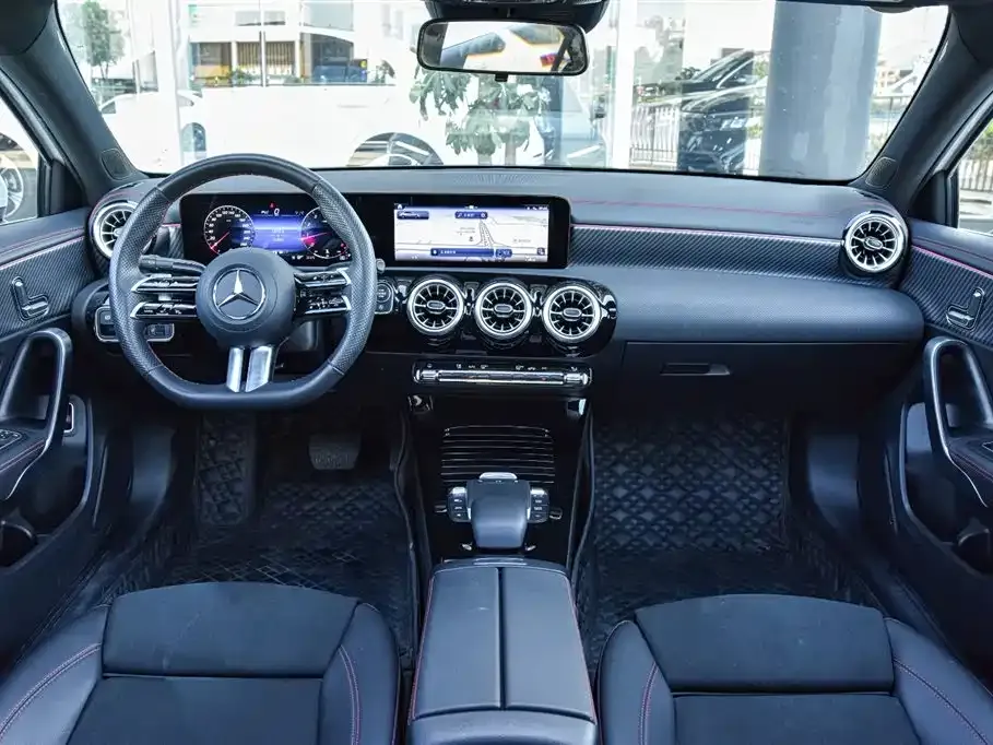 Mercedes-Benz A-Class 2024 из CN, фото 10