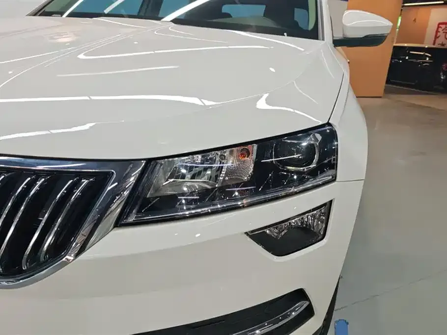 Skoda Karoq — фото 4