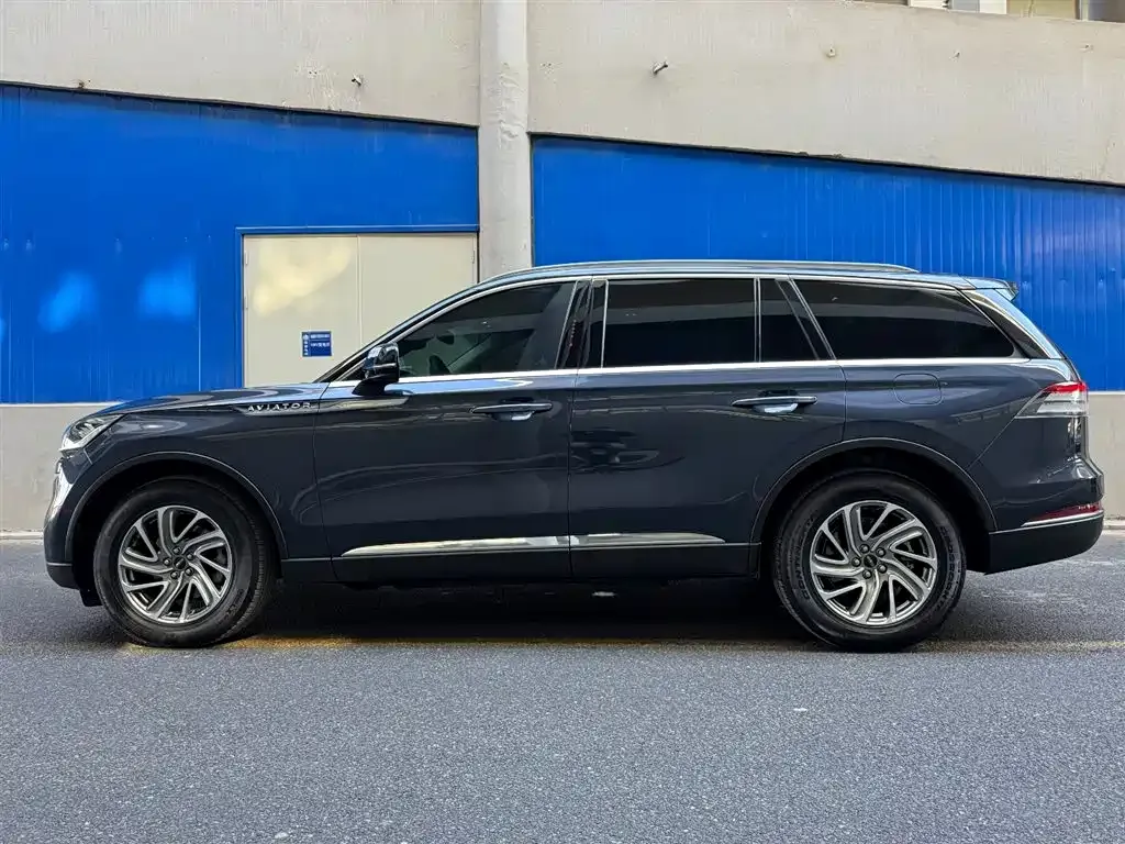 Lincoln Aviator 2021 из CN, фото 3