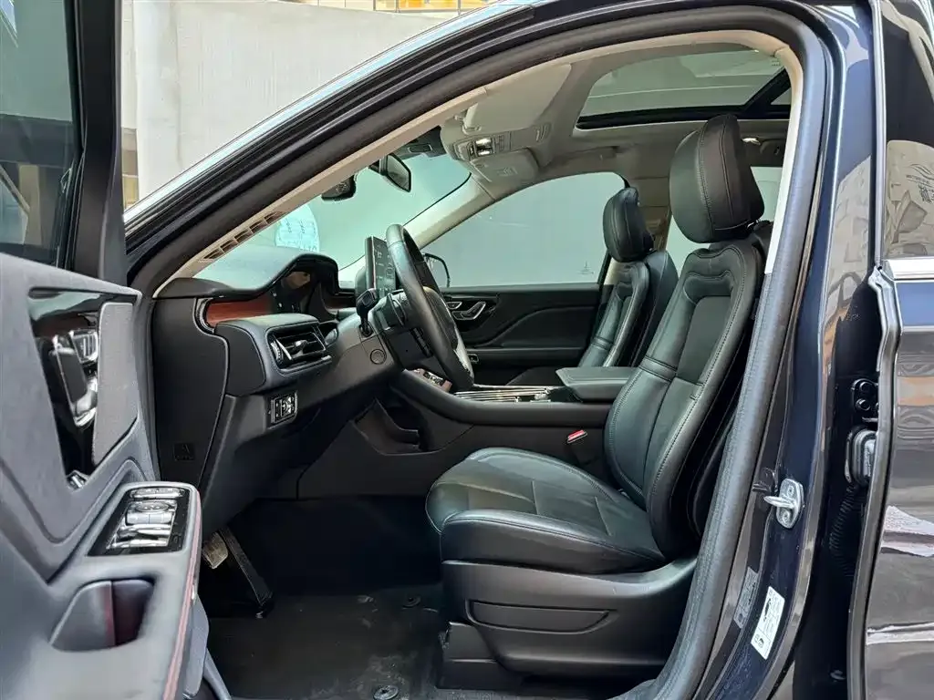 Lincoln Aviator 2021 из CN, фото 10