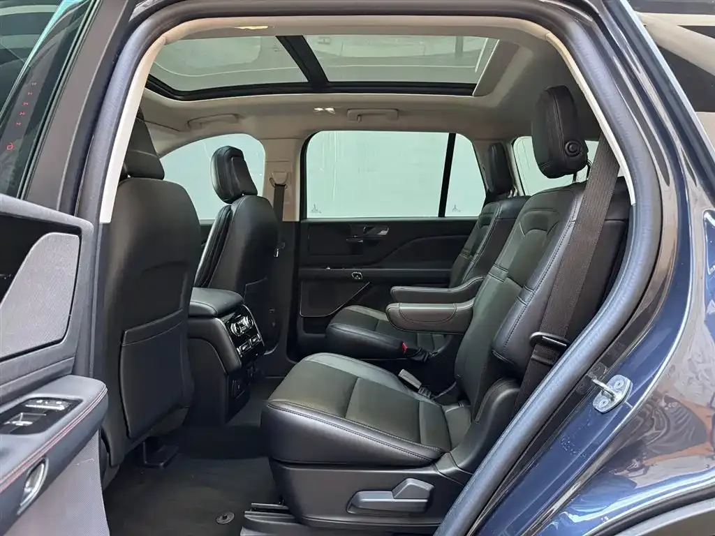 Lincoln Aviator 2021 из CN, фото 8
