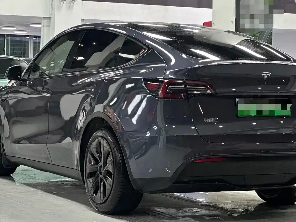 Tesla Model Y 2023 из CN, фото 5