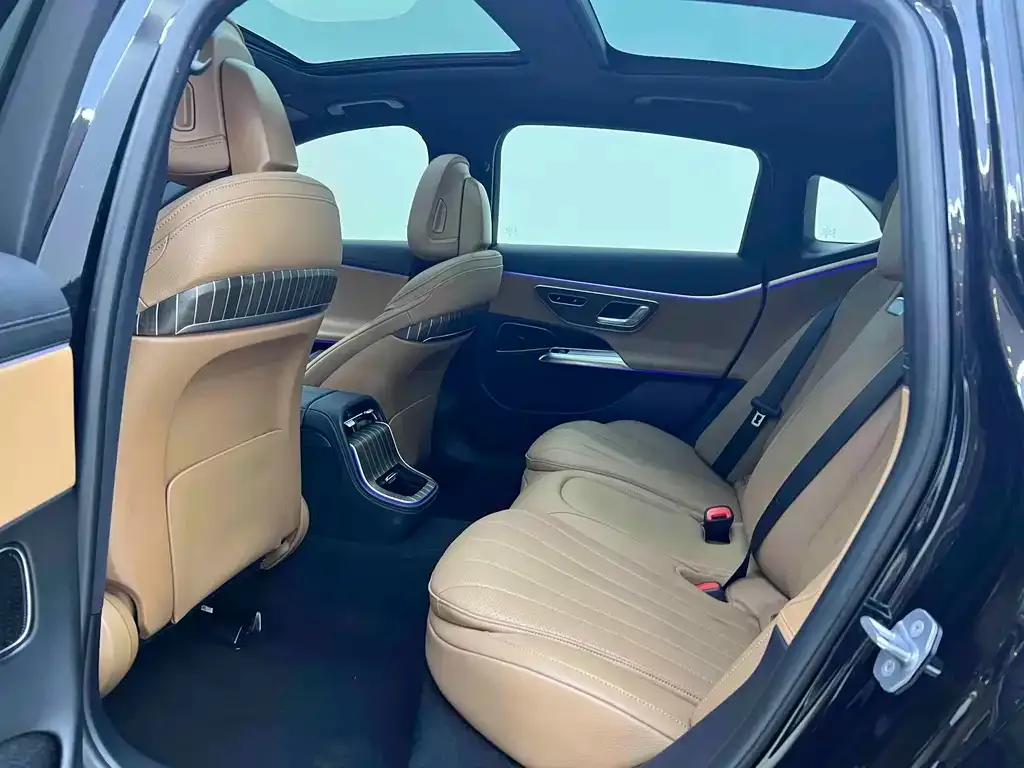 Mercedes-Benz E-Class New Energy — фото 4
