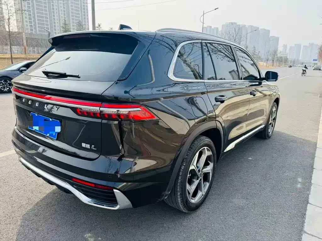 Geely Xingyue L — фото 10