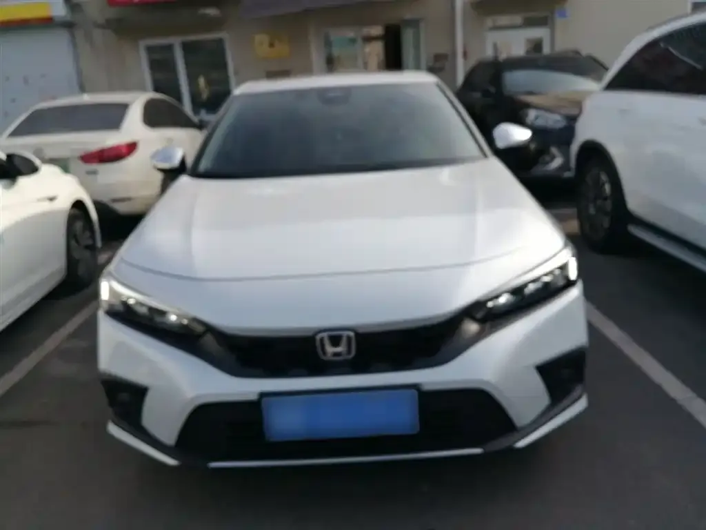 Honda Civic 2025 из CN, фото 2