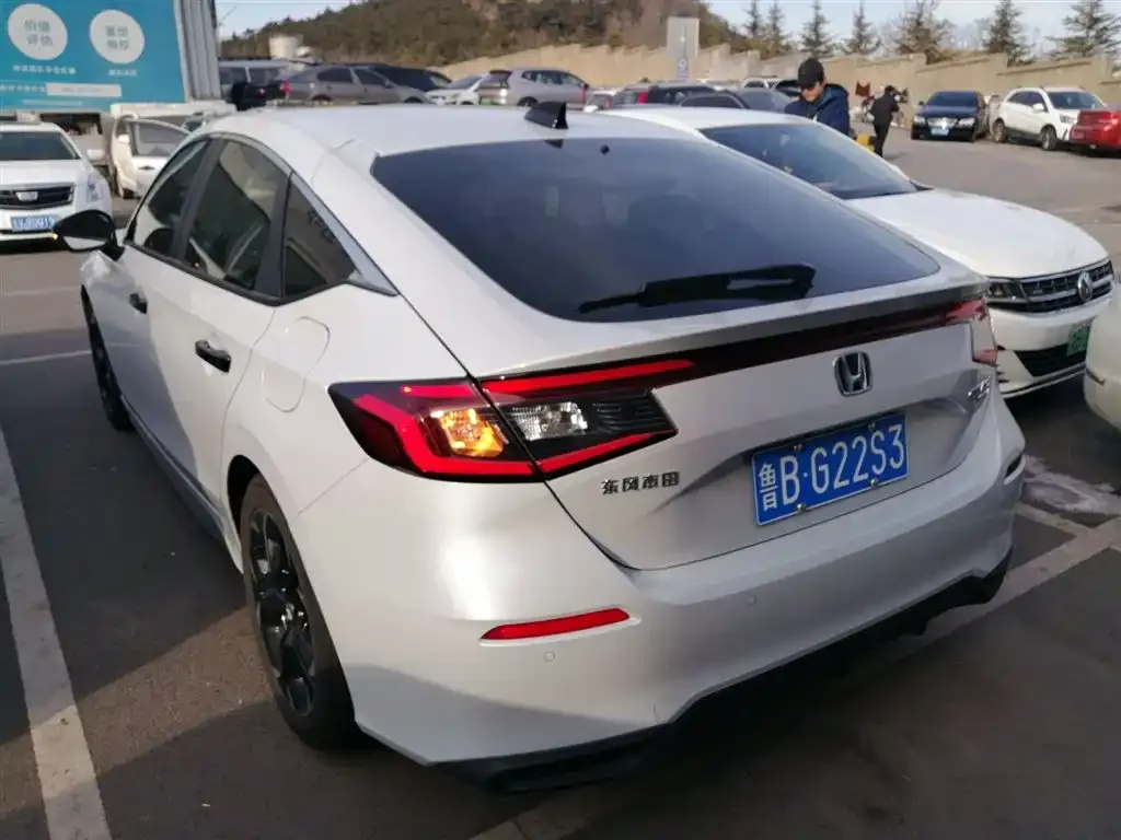 Honda Civic 2025 из CN, фото 4