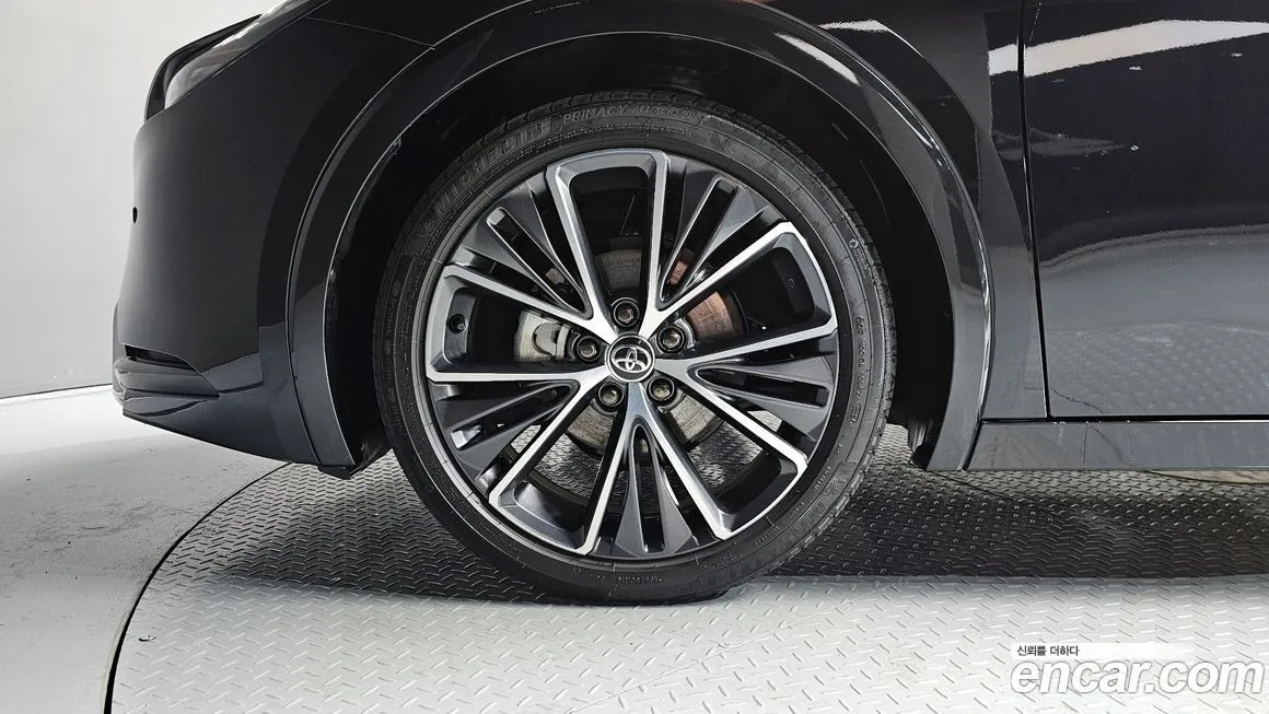 Toyota Prius 2024 из KR, фото 8