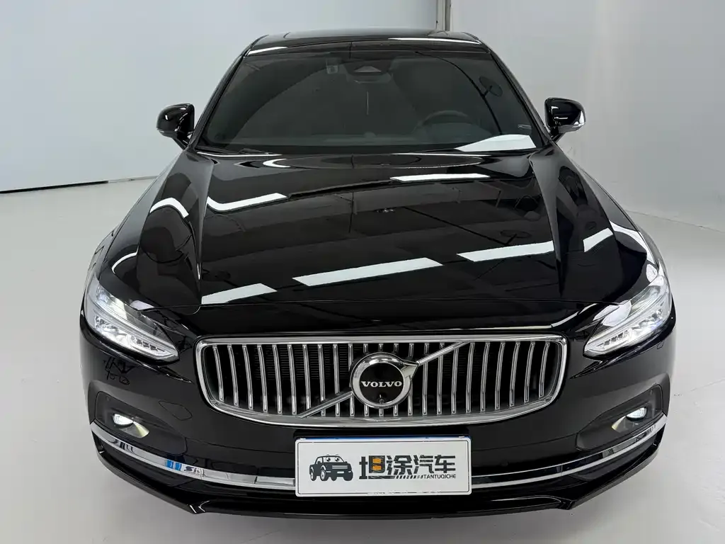 Volvo S90 2025 из CN, фото 3