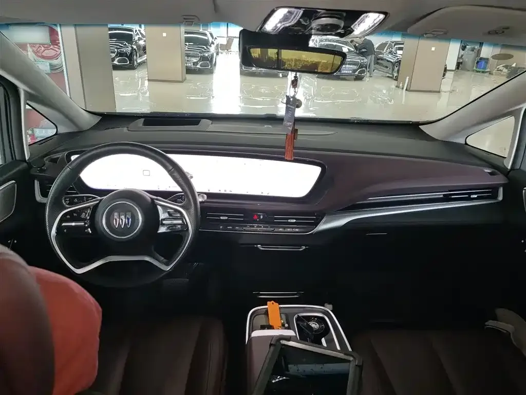 Buick Century 2023 из CN, фото 8