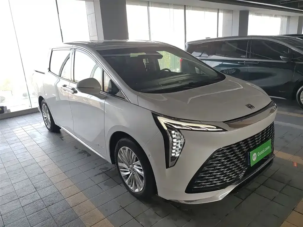 Buick Century 2023 из CN, фото 2