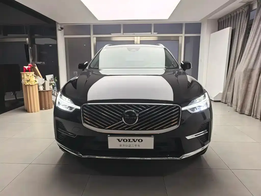 Volvo XC60 2025 из CN, фото 2